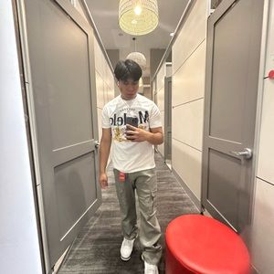 Meet your Posher, Christopher